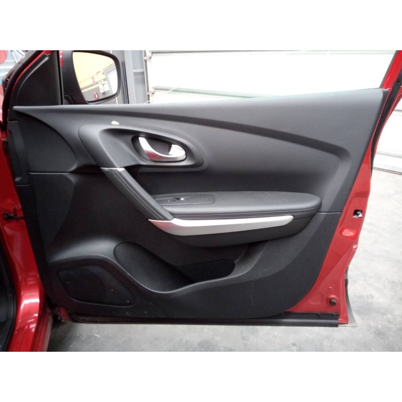 Recambio de guarnecido puerta delantera derecha para renault kadjar intens referencia OEM IAM   