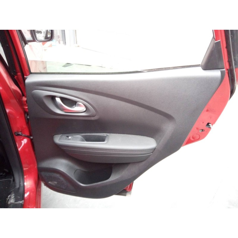 Recambio de guarnecido puerta trasera derecha para renault kadjar intens referencia OEM IAM   