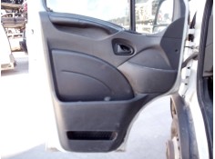 GUARNECIDO PUERTA DELANTERA IZQUIERDA 