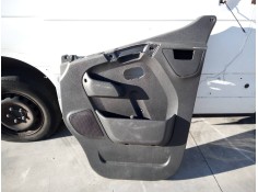 GUARNECIDO PUERTA DELANTERA DERECHA 