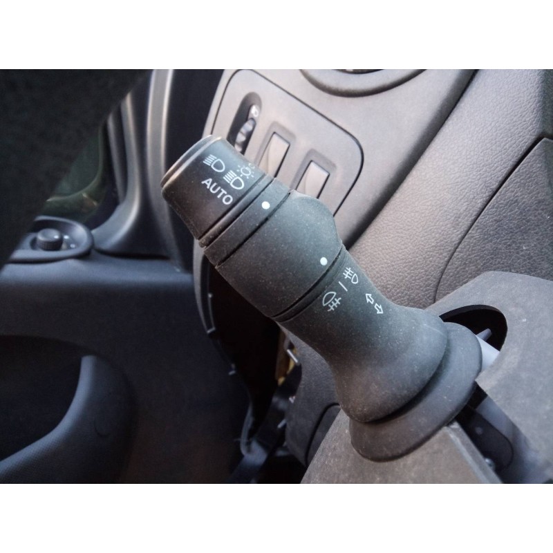 Recambio de mando intermitentes para nissan nv 400 l2h2 3,5t doka comfort referencia OEM IAM   