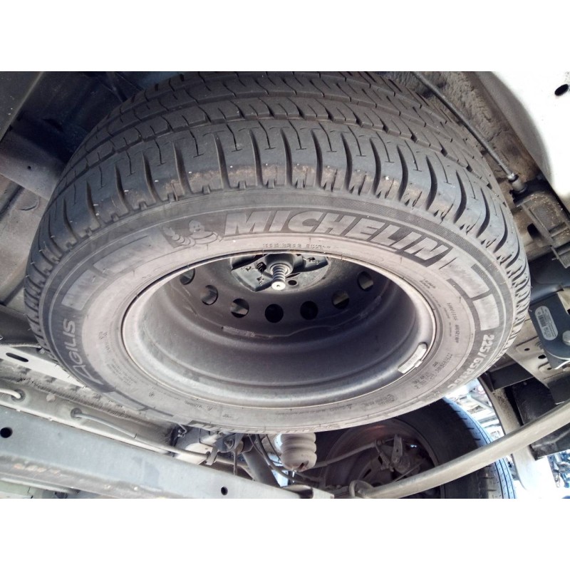 Recambio de neumatico repuesto para nissan nv 400 l2h2 3,5t doka comfort referencia OEM IAM 225/65/16  