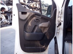 GUARNECIDO PUERTA DELANTERA IZQUIERDA 