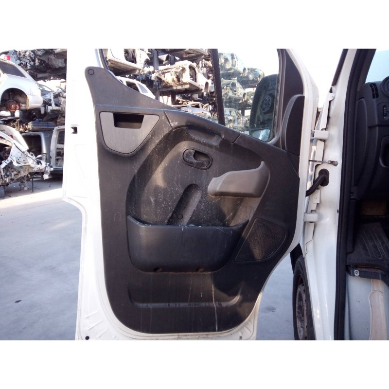 Recambio de guarnecido puerta delantera izquierda para renault master kasten l1h1 ka 2,8t referencia OEM IAM   