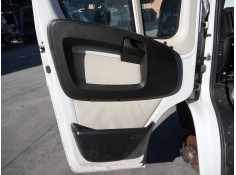 GUARNECIDO PUERTA DELANTERA IZQUIERDA 