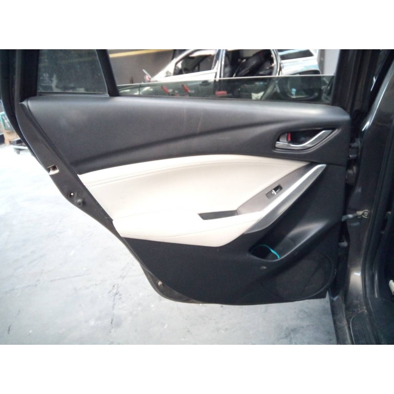 Recambio de guarnecido puerta trasera izquierda para mazda 6 kombi ()(.2012) luxury referencia OEM IAM   