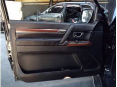 GUARNECIDO PUERTA DELANTERA IZQUIERDA 