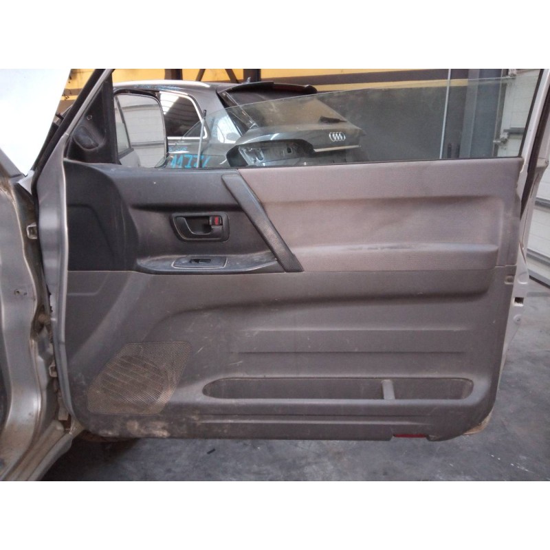 Recambio de guarnecido puerta delantera derecha para mitsubishi montero (v60/v70) 3.2 di-d gls (3-ptas.) referencia OEM IAM   