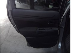 GUARNECIDO PUERTA TRASERA IZQUIERDA 