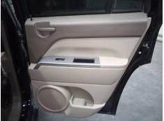 Recambio de guarnecido puerta trasera derecha para jeep compass limited referencia OEM IAM   