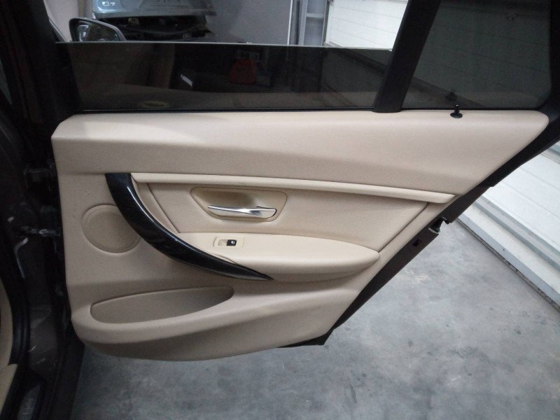 Recambio de guarnecido puerta trasera derecha para bmw serie 3 touring (f31) 318d referencia OEM IAM   