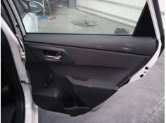 GUARNECIDO PUERTA TRASERA DERECHA 