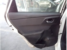 GUARNECIDO PUERTA TRASERA IZQUIERDA 