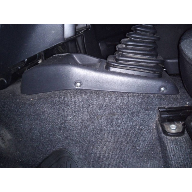 Recambio de consola central para suzuki jimny sn (fj) techo metálico referencia OEM IAM   