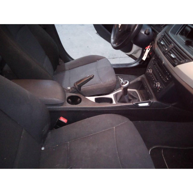 Recambio de consola central para bmw x1 (e84) sdrive 18d referencia OEM IAM   