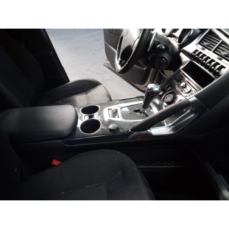 Recambio de consola central para peugeot 3008 active referencia OEM IAM   