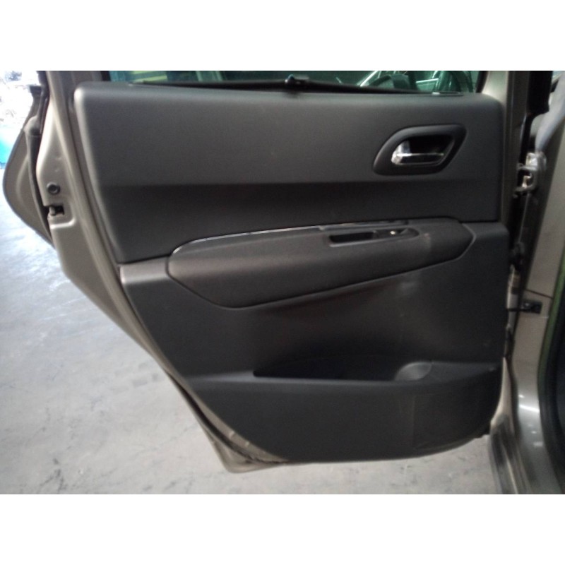 Recambio de guarnecido puerta trasera izquierda para peugeot 3008 active referencia OEM IAM   