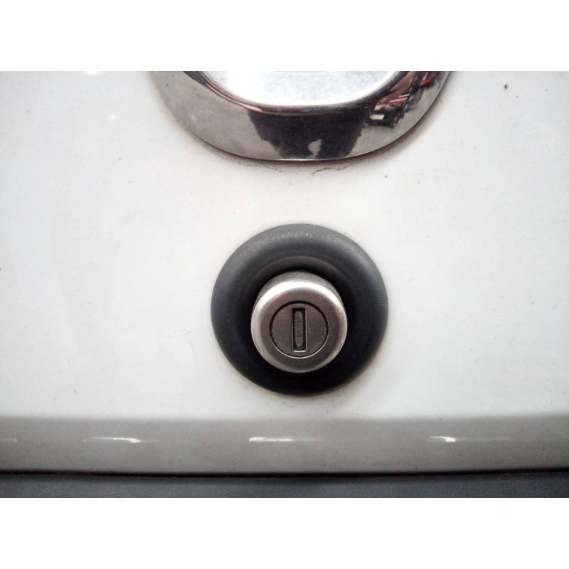 Recambio de maneta exterior porton para dacia lodgy ambiance referencia OEM IAM   