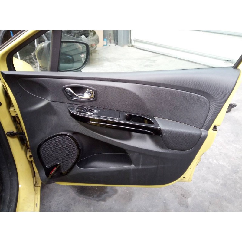 Recambio de guarnecido puerta delantera derecha para renault clio iv dynamique referencia OEM IAM   