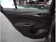 GUARNECIDO PUERTA TRASERA IZQUIERDA 