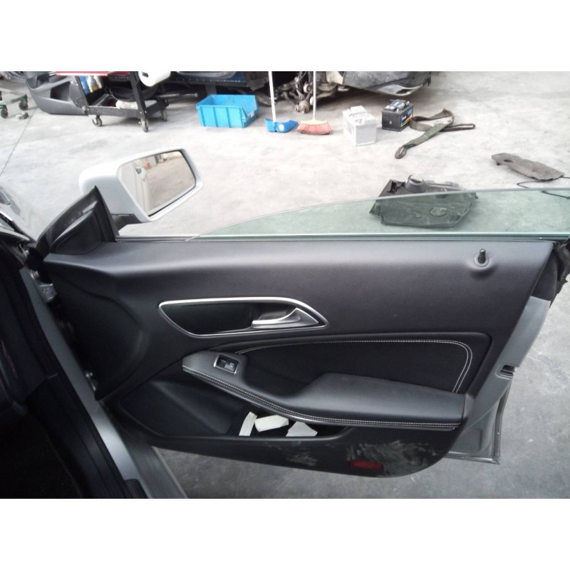 Recambio de guarnecido puerta delantera derecha para mercedes clase cla (w117) cla 200 cdi (117.308) referencia OEM IAM   