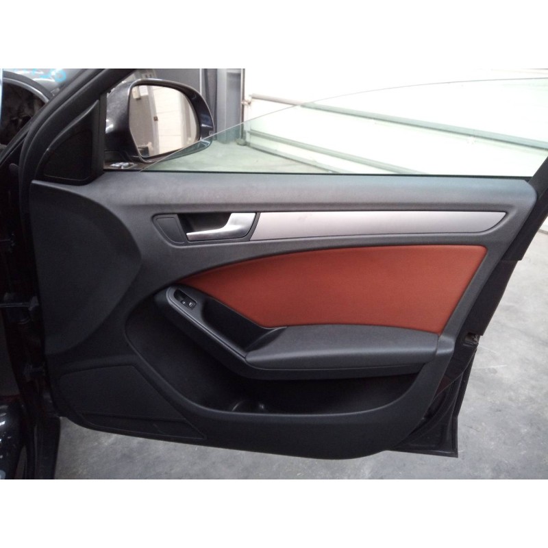 Recambio de guarnecido puerta delantera derecha para audi a4 ber. (b8) básico referencia OEM IAM   
