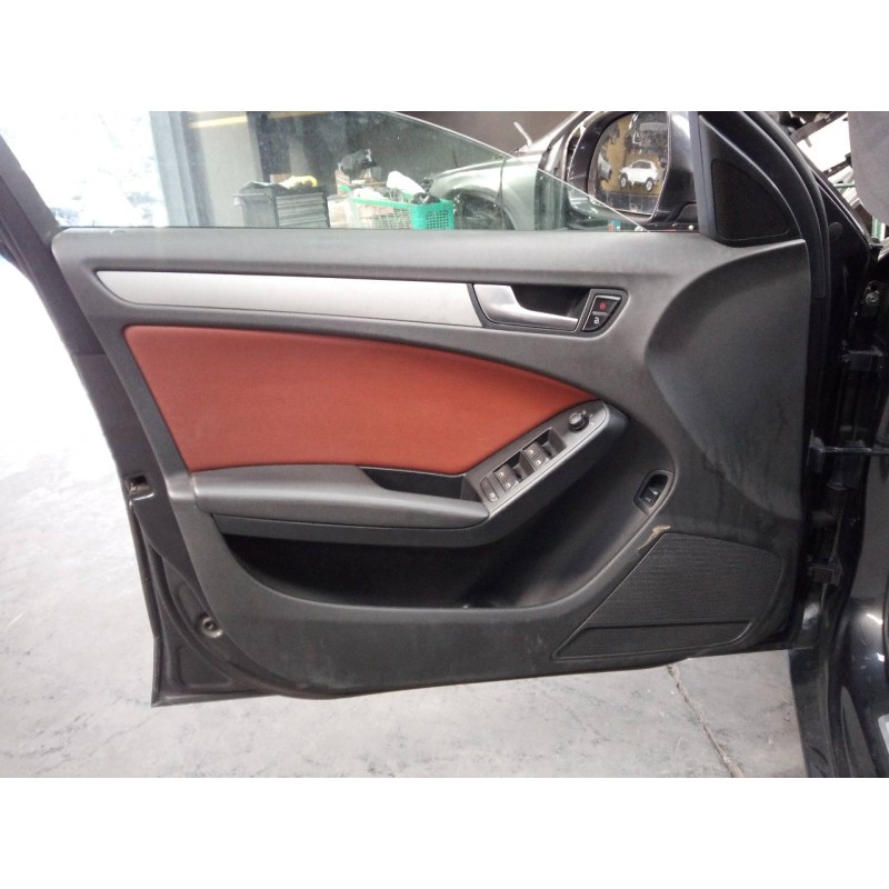 Recambio de guarnecido puerta delantera izquierda para audi a4 ber. (b8) básico referencia OEM IAM   