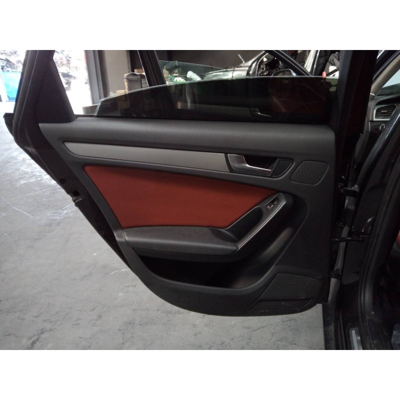 Recambio de guarnecido puerta trasera izquierda para audi a4 ber. (b8) básico referencia OEM IAM   