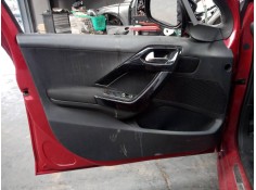 Recambio de guarnecido puerta delantera izquierda para peugeot 208 active referencia OEM IAM   