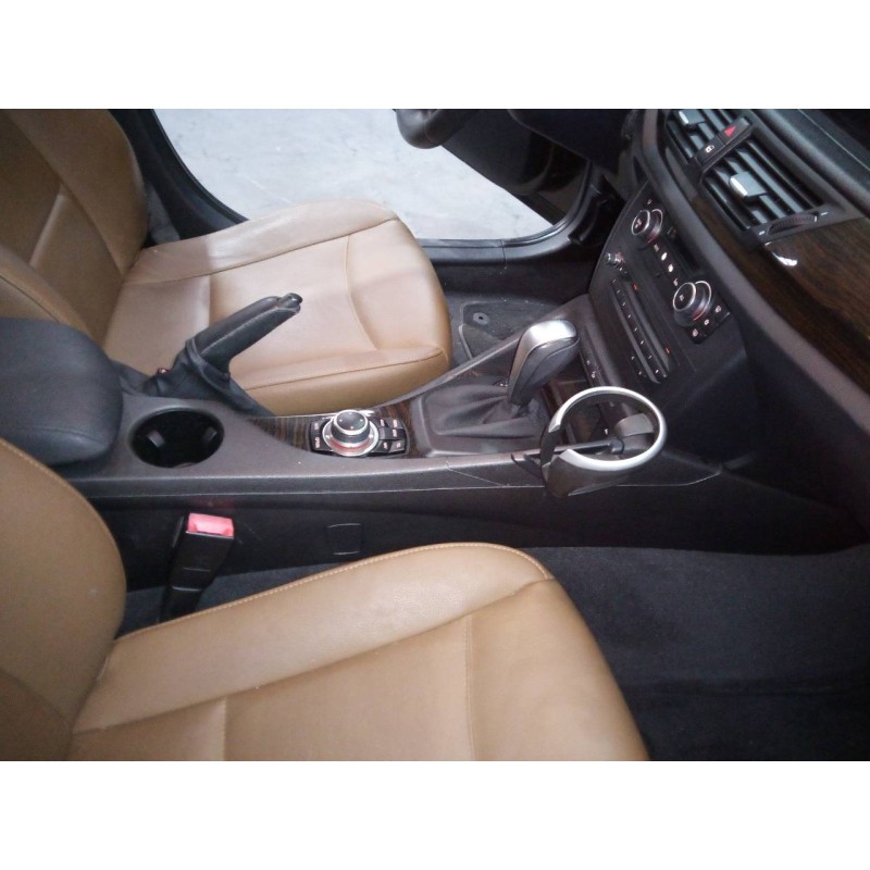 Recambio de consola central para bmw x1 (e84) xdrive 20d referencia OEM IAM   