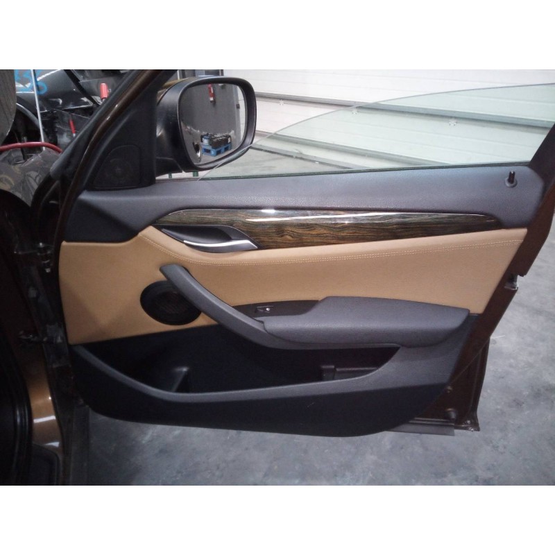 Recambio de guarnecido puerta delantera derecha para bmw x1 (e84) xdrive 20d referencia OEM IAM   