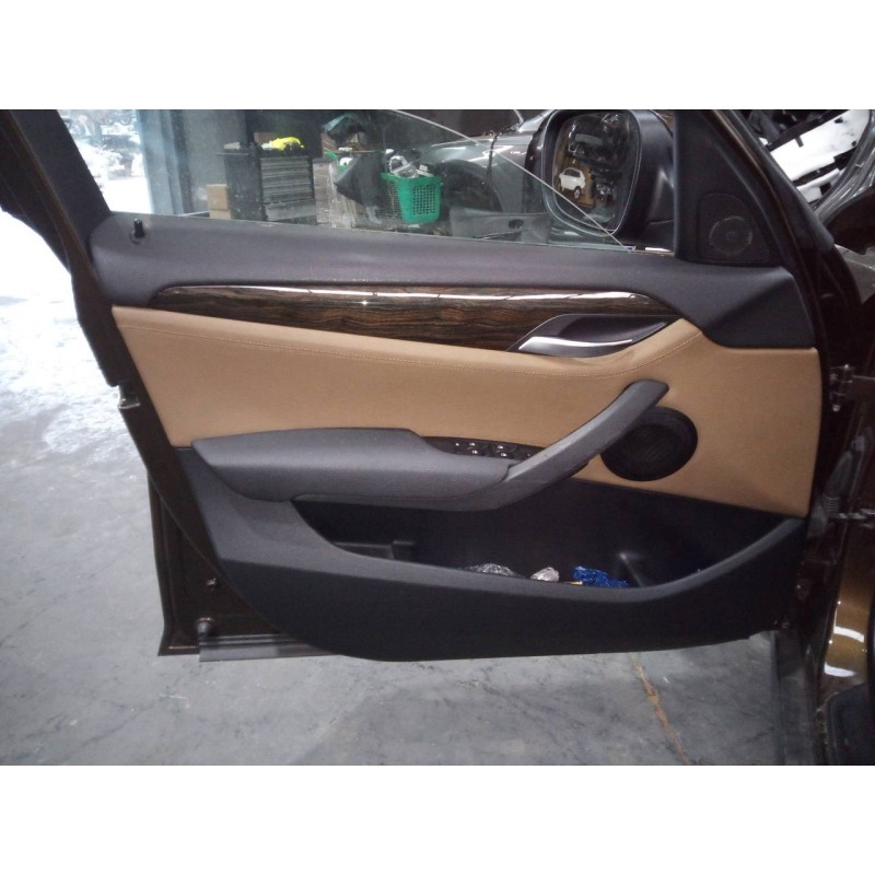 Recambio de guarnecido puerta delantera izquierda para bmw x1 (e84) xdrive 20d referencia OEM IAM   