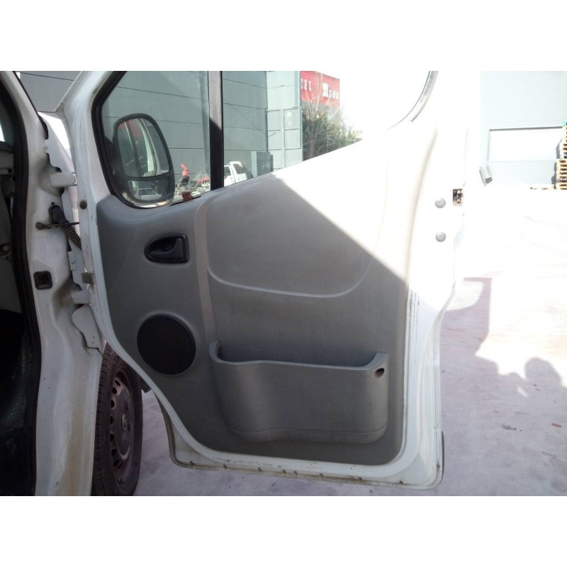 Recambio de guarnecido puerta delantera derecha para nissan primastar (x..) kasten l1h1 2.7t referencia OEM IAM   