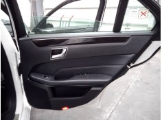 GUARNECIDO PUERTA TRASERA DERECHA 