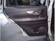 Recambio de guarnecido puerta trasera izquierda para nissan x-trail (t32) acenta referencia OEM IAM   