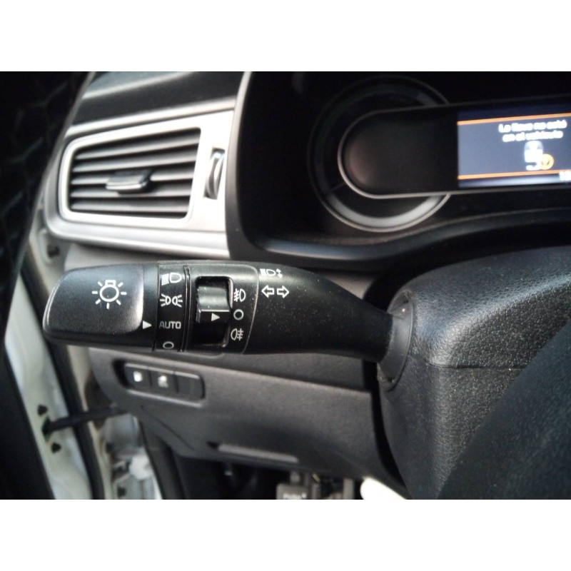 Recambio de mando intermitentes para kia niro concept referencia OEM IAM   