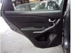GUARNECIDO PUERTA TRASERA IZQUIERDA 