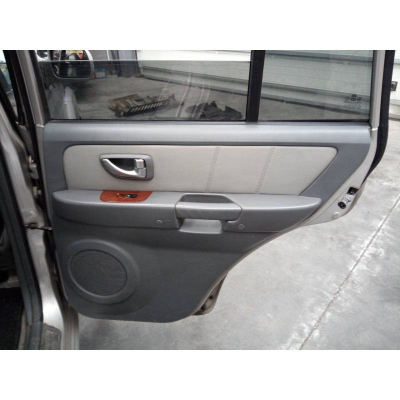 Recambio de guarnecido puerta trasera derecha para hyundai terracan (hp) 2.9 crdi gls referencia OEM IAM   