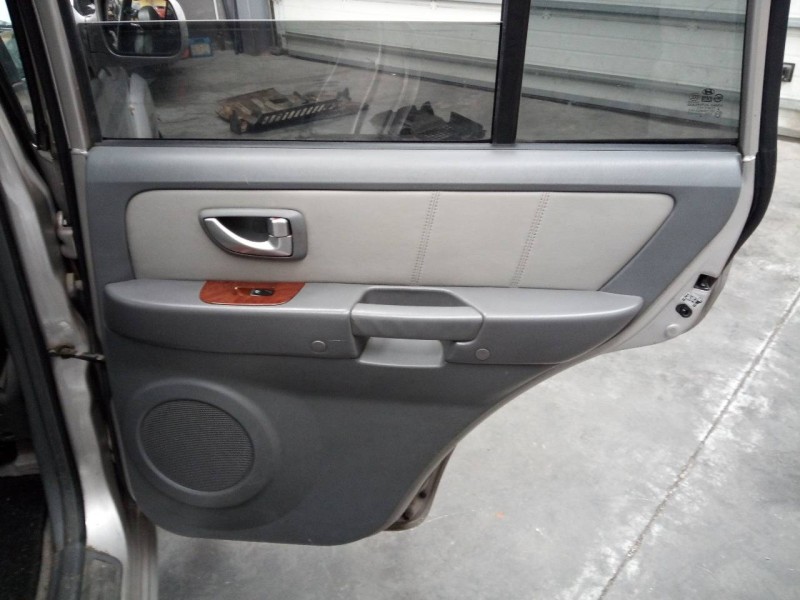 Recambio de guarnecido puerta trasera derecha para hyundai terracan (hp) 2.9 crdi gls referencia OEM IAM   