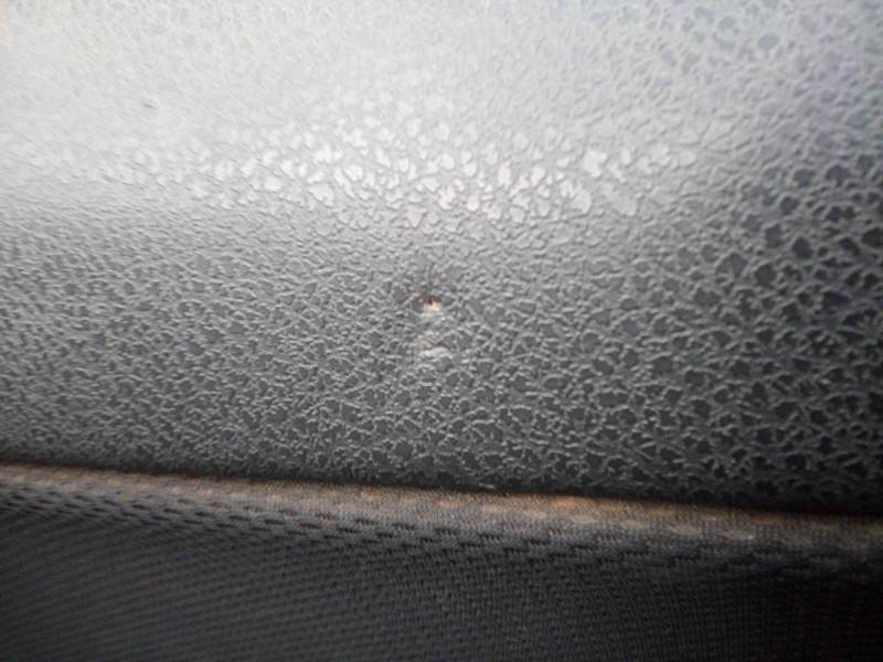 Recambio de guarnecido puerta delantera derecha para suzuki grand vitara jb (jt) 1,9 ltr. ddis jlx-es 5-türig referencia OEM IAM