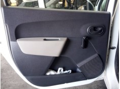 GUARNECIDO PUERTA TRASERA IZQUIERDA 