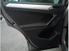 GUARNECIDO PUERTA TRASERA IZQUIERDA 