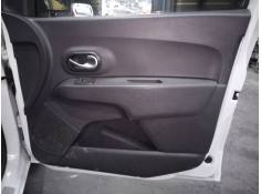 GUARNECIDO PUERTA DELANTERA DERECHA 