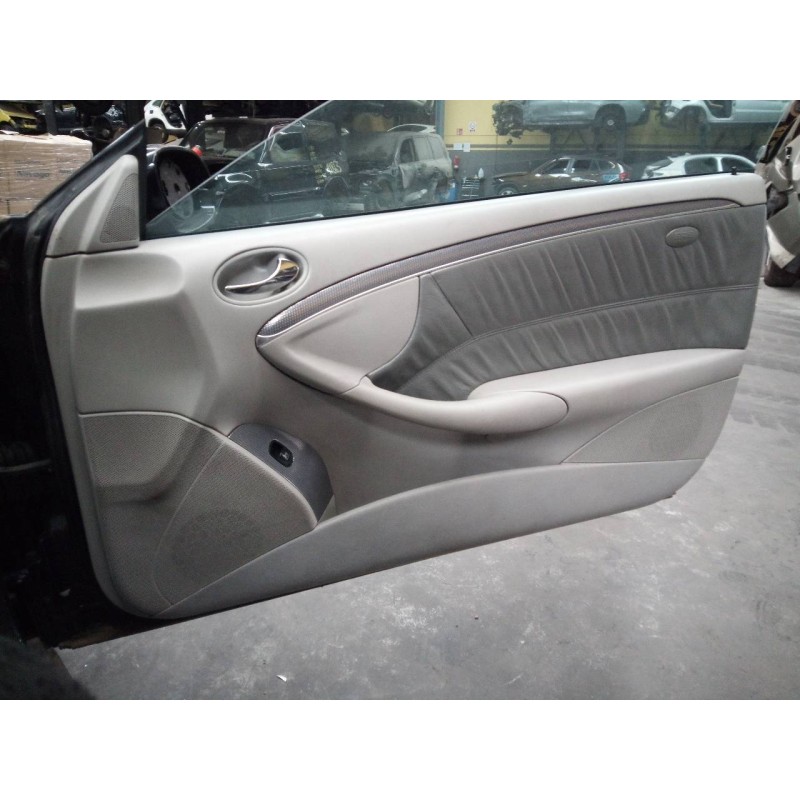 Recambio de guarnecido puerta delantera derecha para mercedes clase clk (w209) coupe 270 cdi (209.316) referencia OEM IAM   