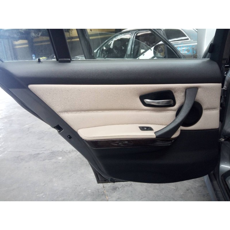 Recambio de guarnecido puerta trasera izquierda para bmw serie 3 touring (e91) 330d referencia OEM IAM   