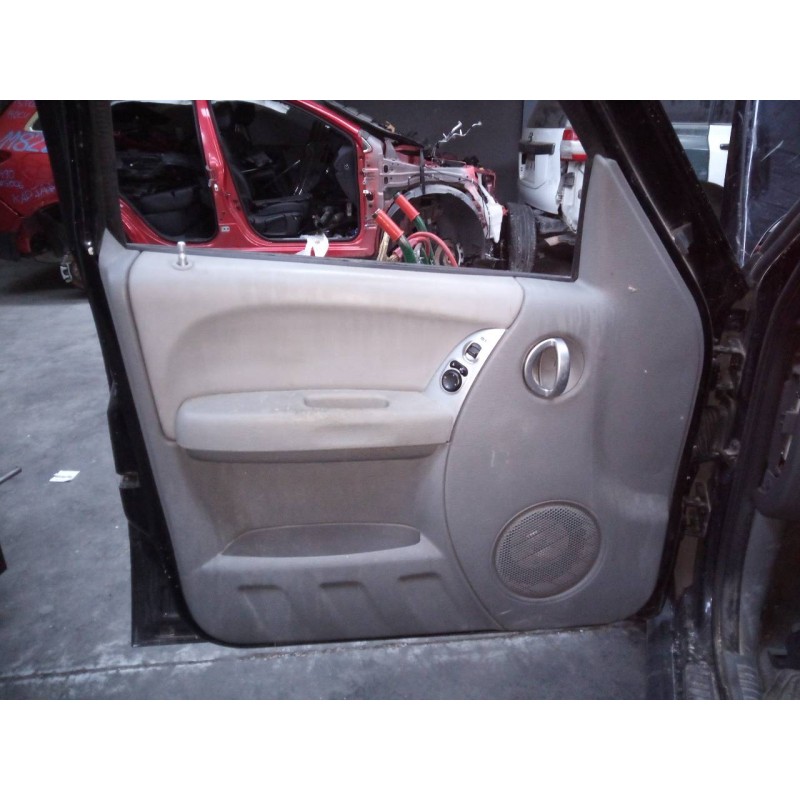 Recambio de guarnecido puerta delantera izquierda para chrysler jeep cherokee (kj) 2.8 crd limited referencia OEM IAM   