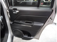 GUARNECIDO PUERTA TRASERA DERECHA 