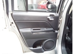 GUARNECIDO PUERTA TRASERA IZQUIERDA 