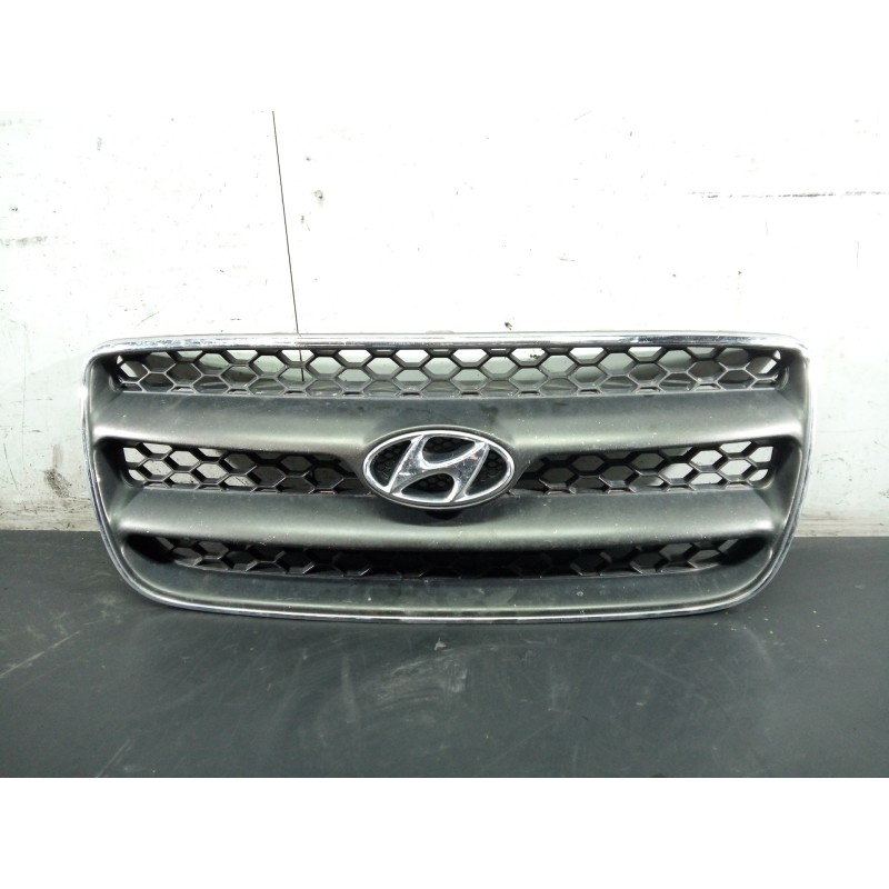 Recambio de rejilla delantera para hyundai santa fe (bm) 2.2 crdi style 4x4 referencia OEM IAM   