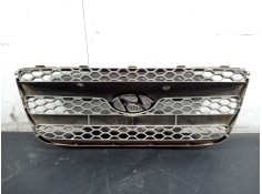 Recambio de rejilla delantera para hyundai santa fe (bm) 2.2 crdi style 4x4 referencia OEM IAM    2